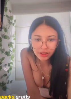 Chava de lentes En vivo mostrando todo 5