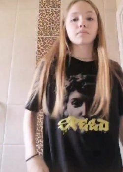 Colegiala Werita Se Desnuda Toda 7