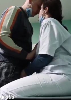 Enfermera Nalgona Cogiendo De A Perrito 7