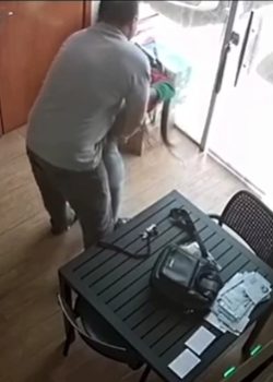 Pillados por las cámaras cogiendo en el jale 7