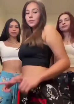 Adivina A Cuál Filtraron Cogiendo 5