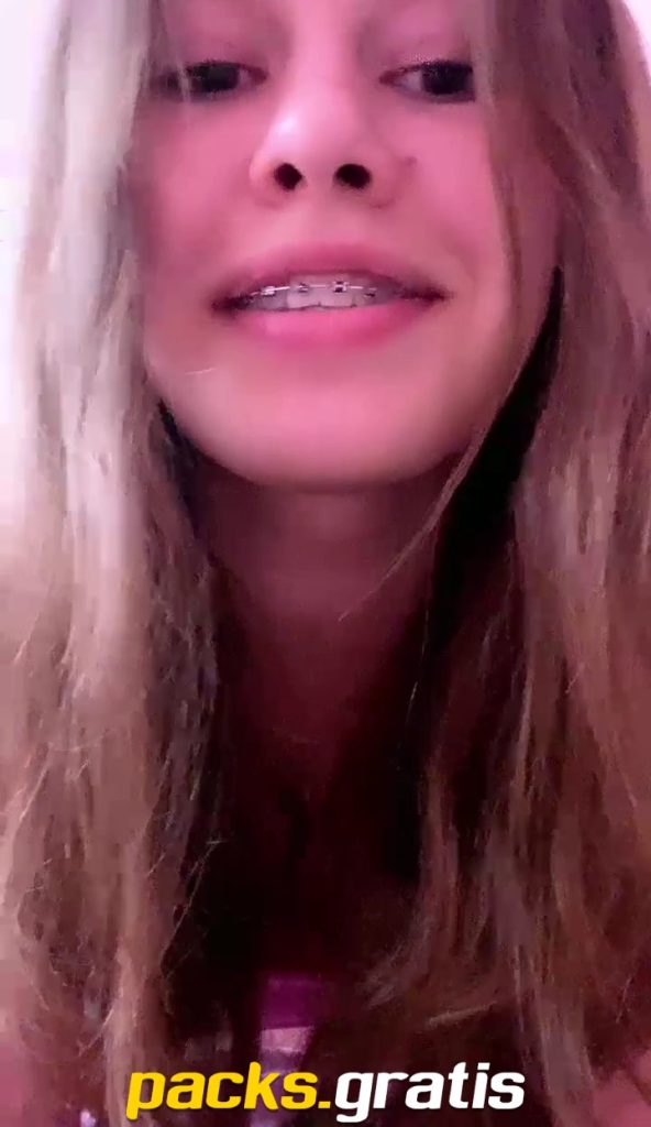 Jovencita Blanquita Tetona - Culona 1