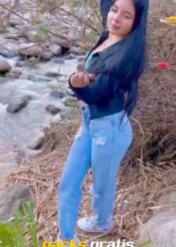 Se masturba rico a las orillas del río 2